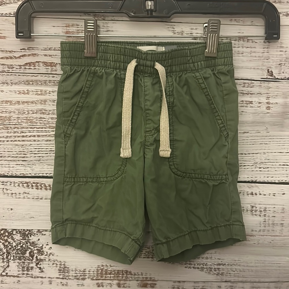 Boys green shorts from old navy size 2t